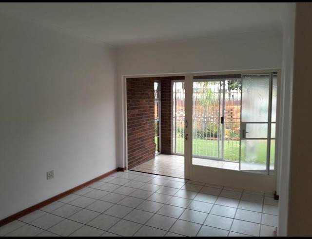 3 BEDROOM SIMPLEX FOR SALE IN RUSTIVIA